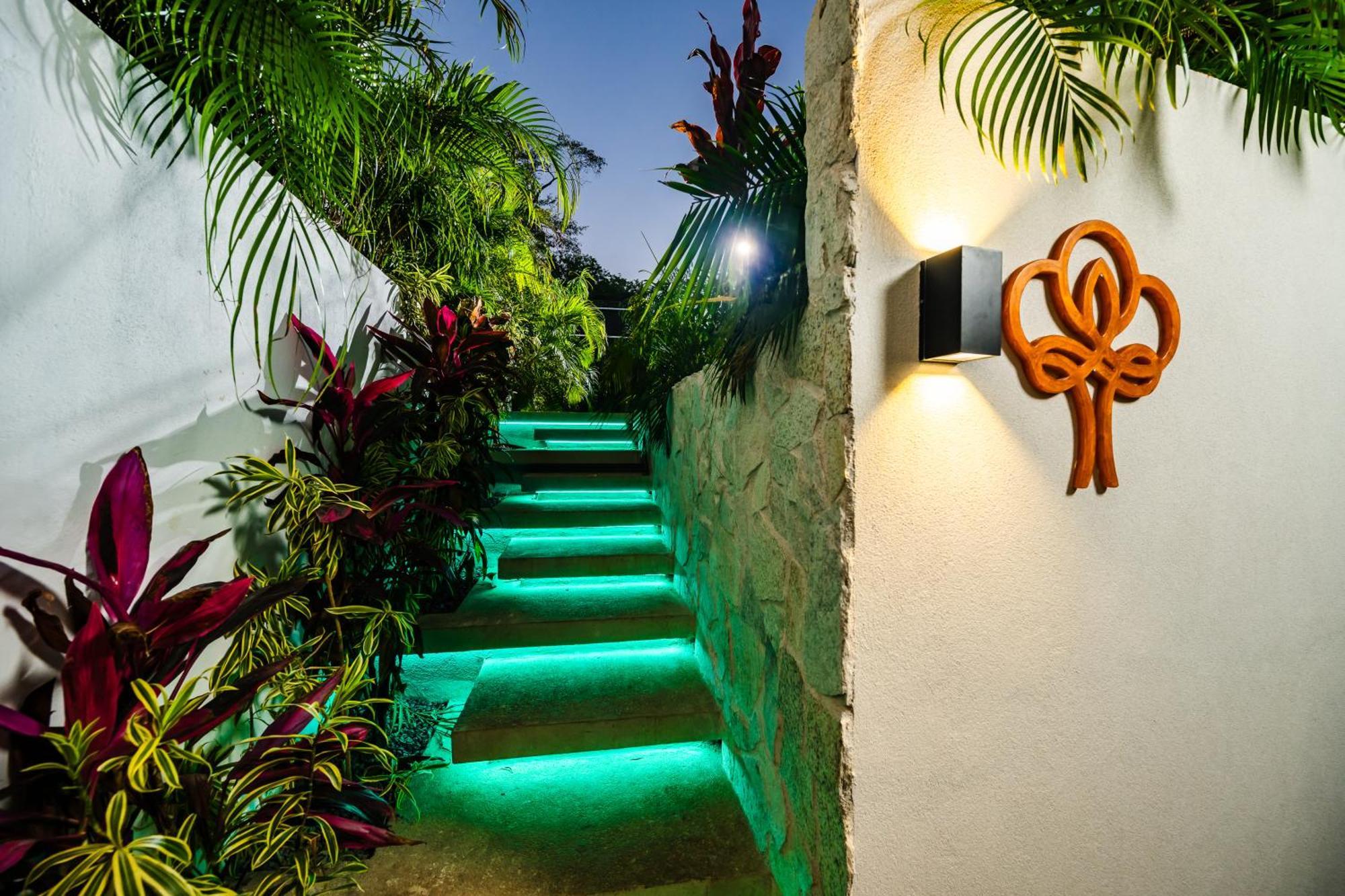Mvillas Luxury Villas With Beach Club Access & Sauna Tamarindo Eksteriør bilde